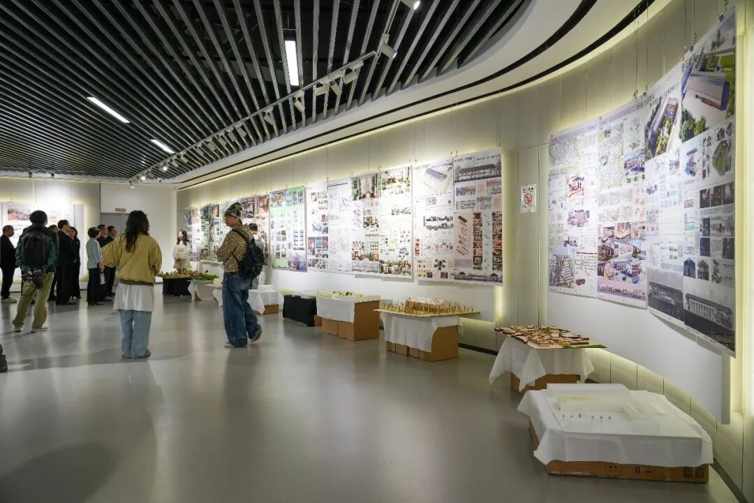本届时尚节旨在搭建产学研一体化平台