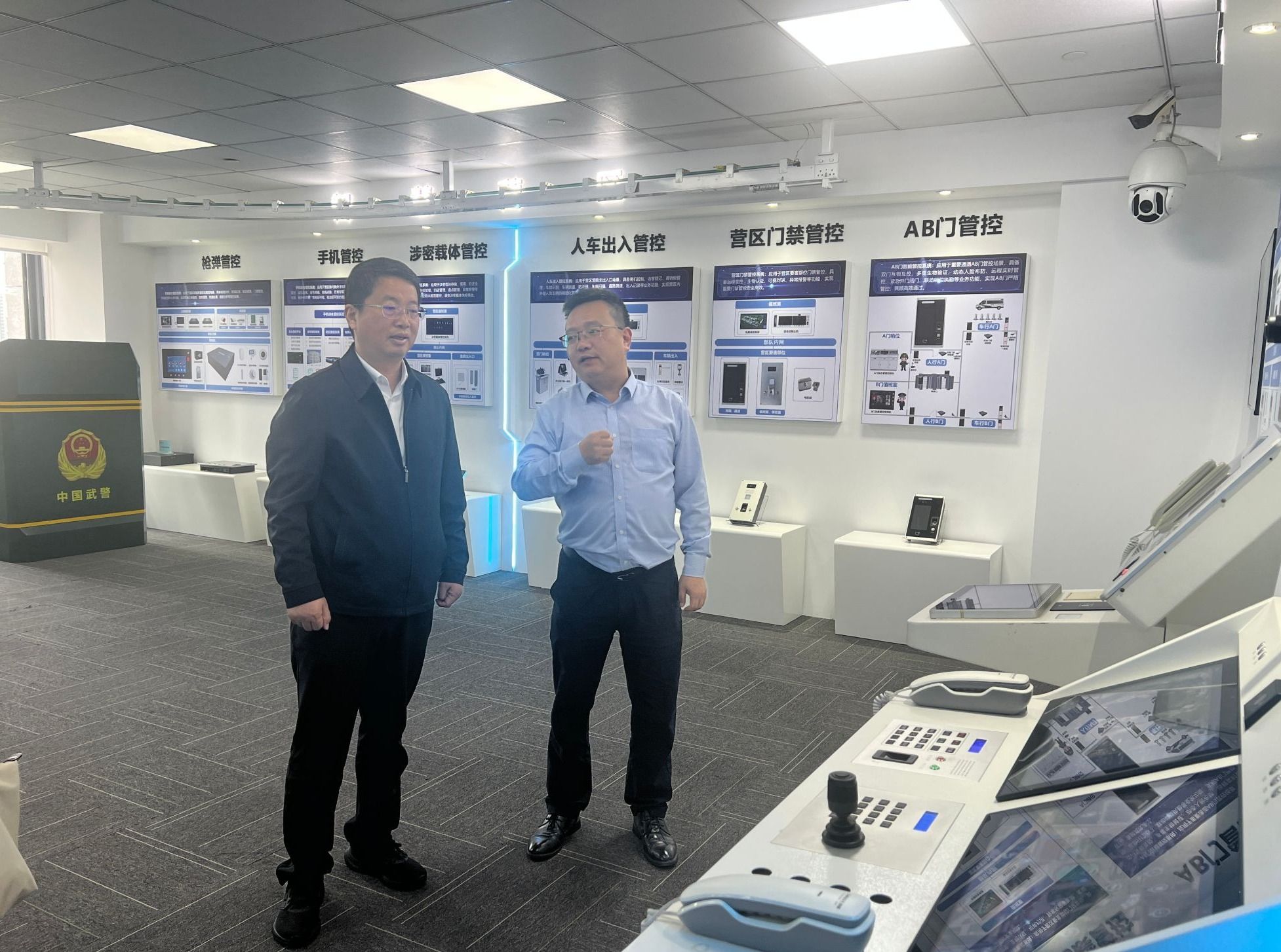 陈立力分别带队赴我省各地开展“访企拓